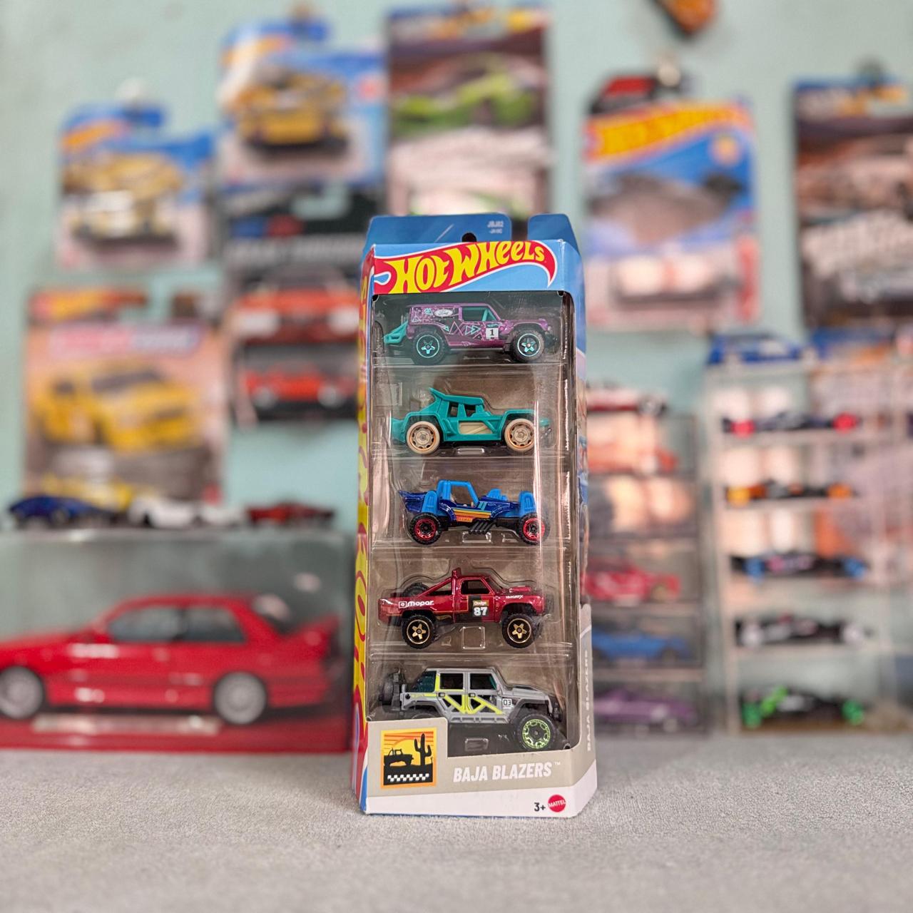 Hot Wheels Baja Blazers 5-Pack Die-Cast Off-Road Collector Set 1:64 Scale