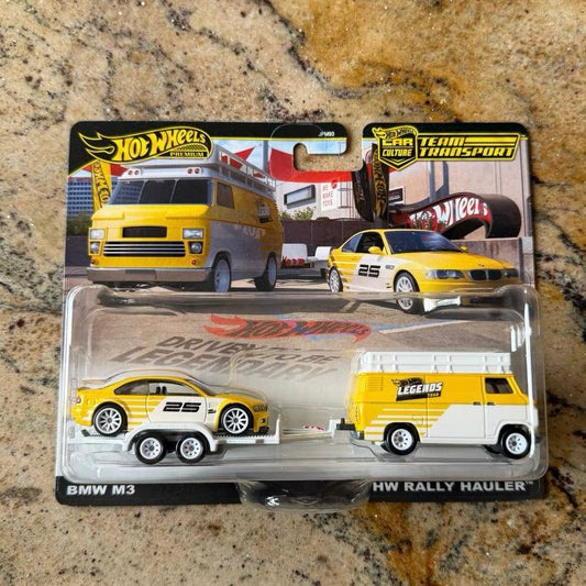 Hot Wheels 1/64 BMW M3 Team Transport