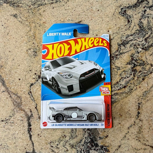 Hot Wheels 1/64 LB Silhouette works GT Nissan 35Gt-RR Ver2